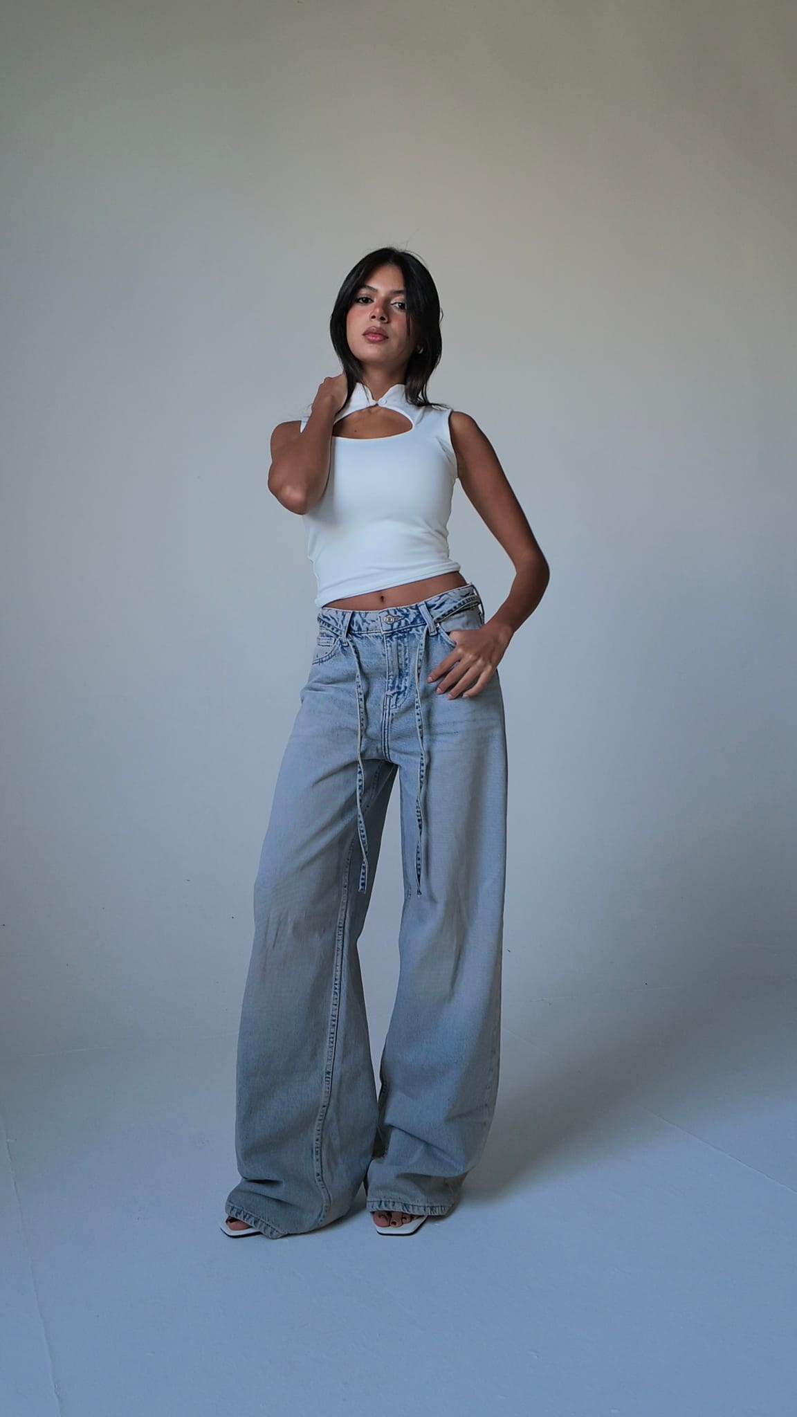 Super Baggy High Waist – Tie Belt & Shadow Pocket Light Acid Blue Jeans