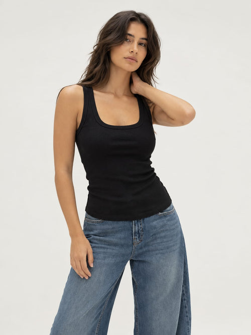 Ribbed U-Neck Tank Top – Black