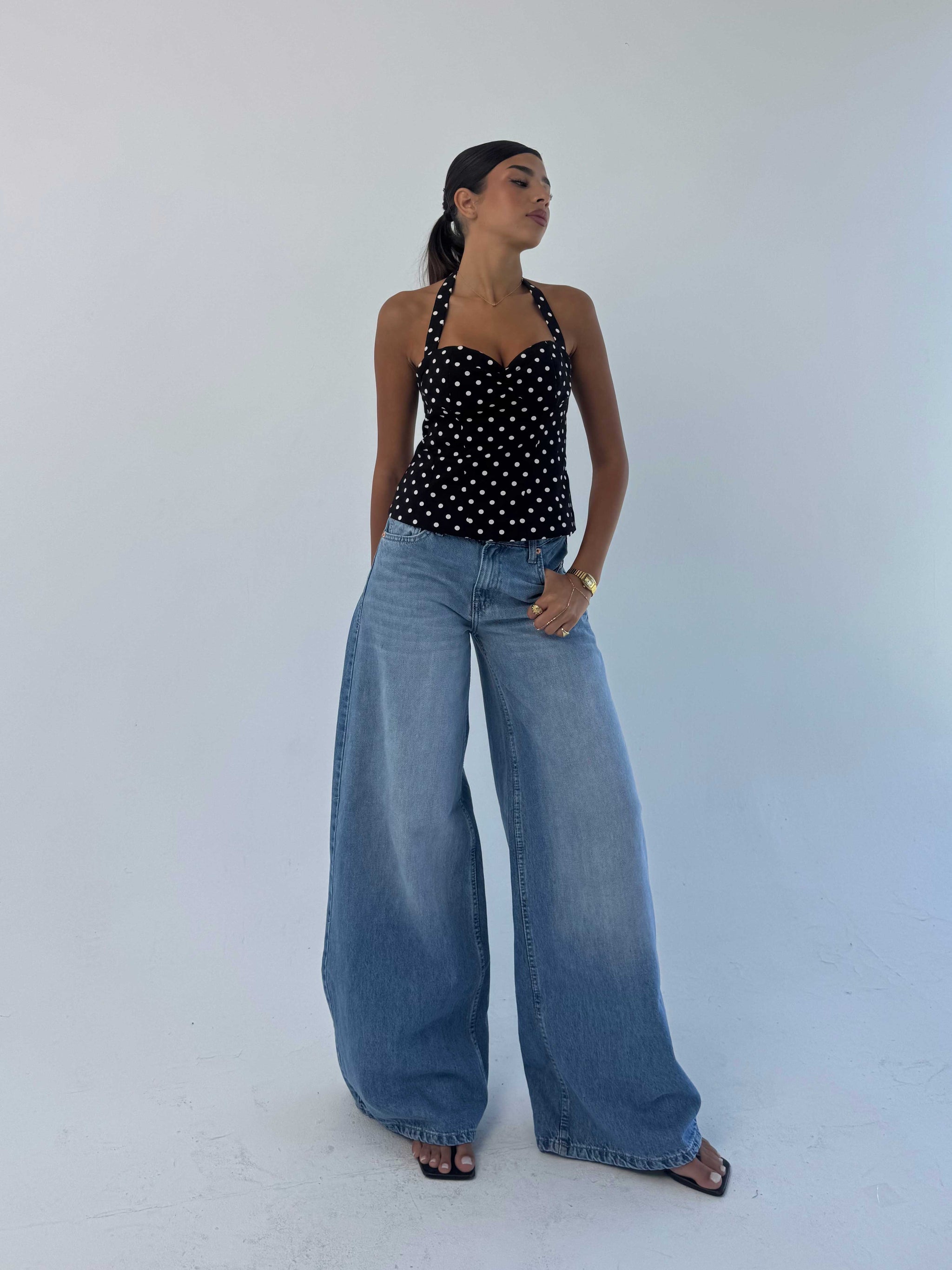 Loose baggy Mid Rise Light Wash blue jeans