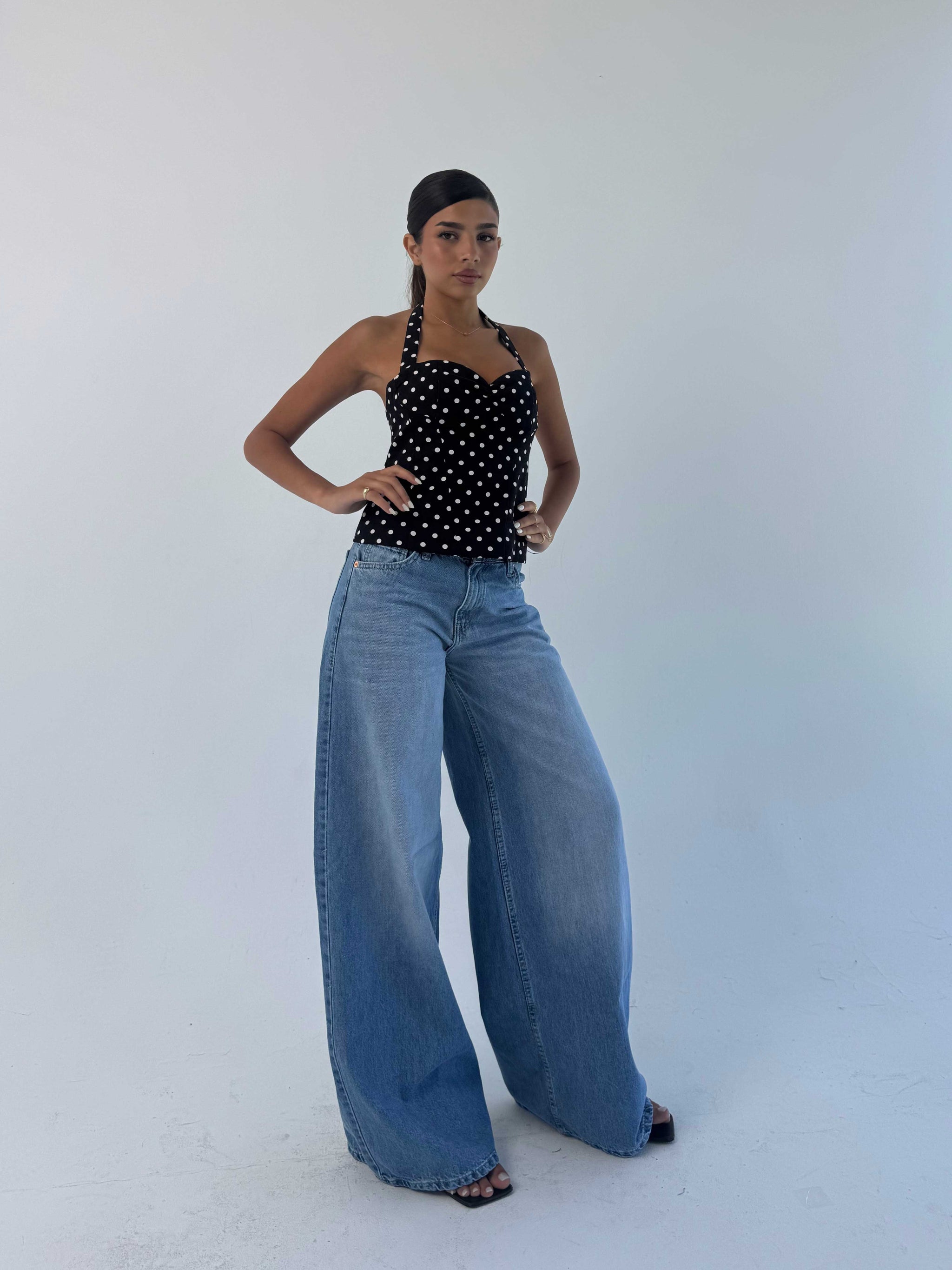 Loose baggy Mid Rise Light Wash blue jeans