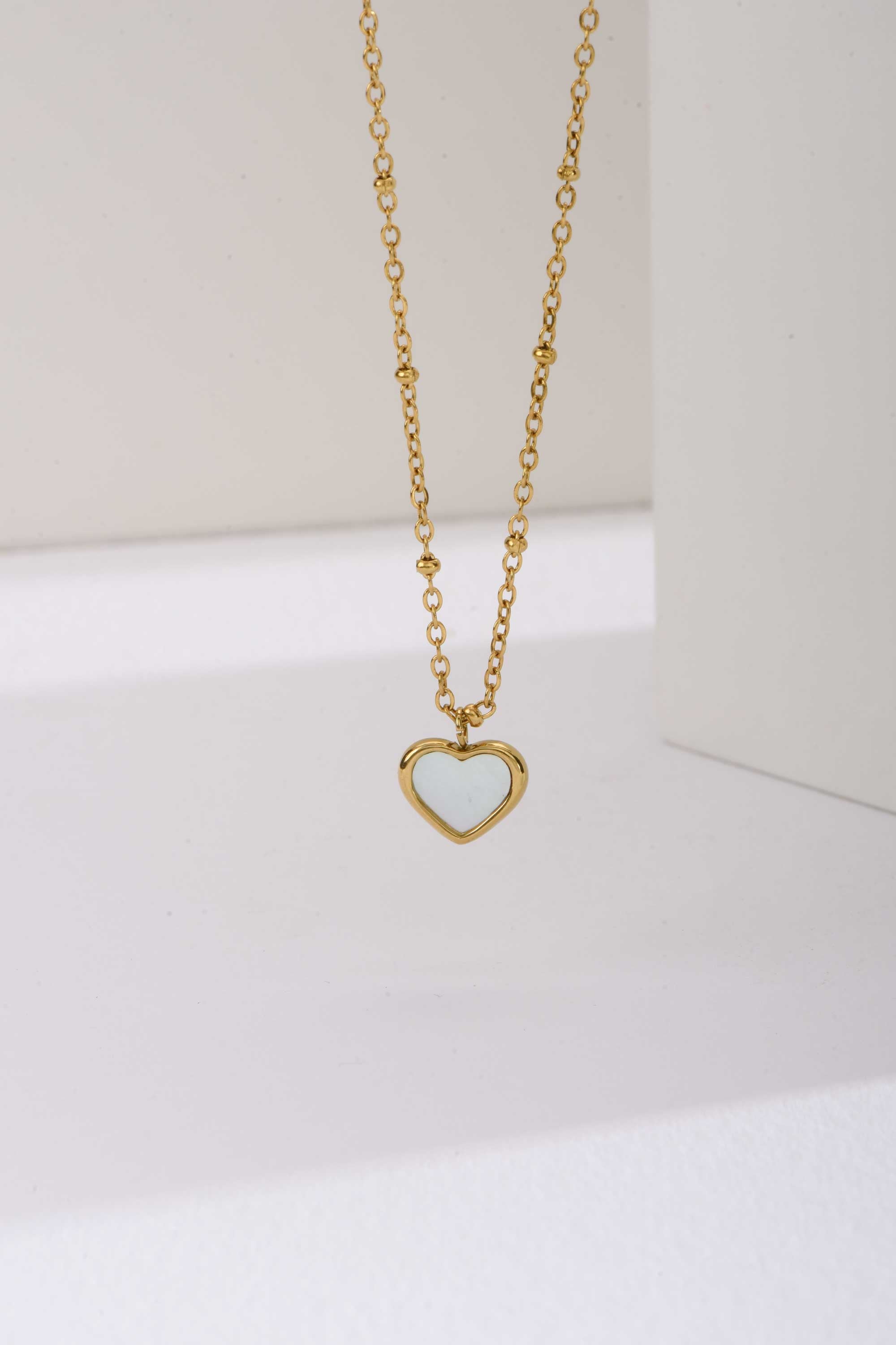 Stainless Steel Necklace | Gold Pearl Heart Pendant Necklace Necklace CIZARO - Cizaro Jeans