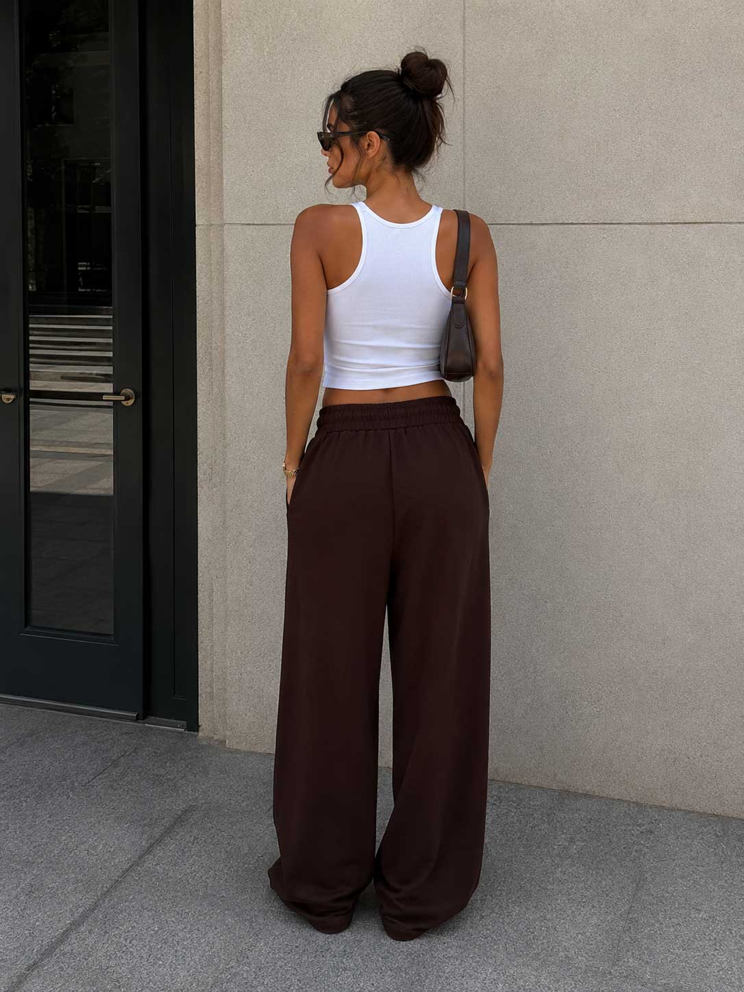 Wide-Leg Sweatpants – Dark Chocolate Sweatpants CIZARO - Cizaro Jeans
