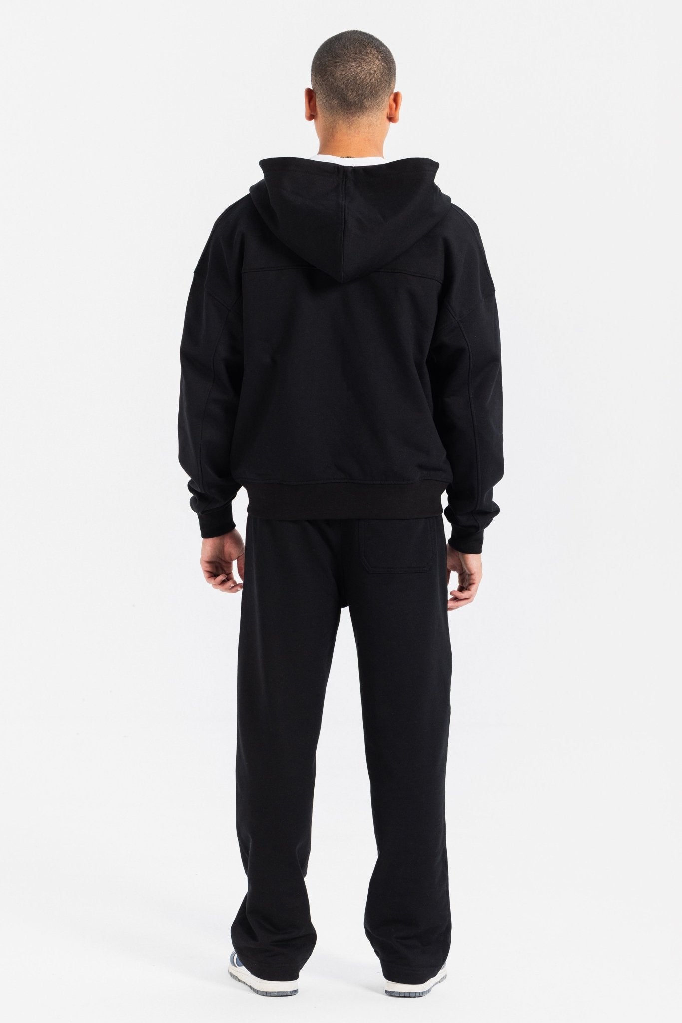 Wide-Leg Sweatpants – Black Pants Sweatpants CIZARO - Cizaro Jeans