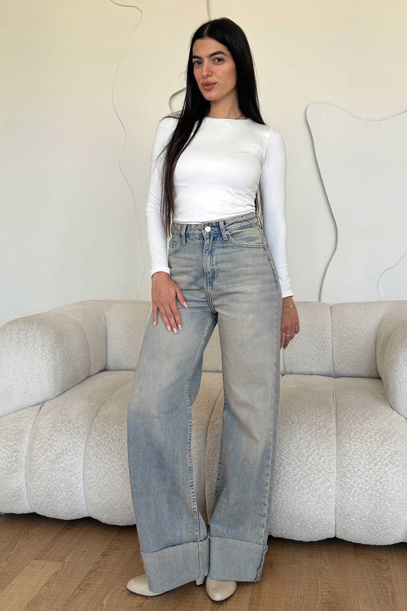 Wide Leg – Mid Rise Raw Hem Turn Up Light Vintage Blue Jeans Wide-Leg CIZARO - Cizaro Jeans