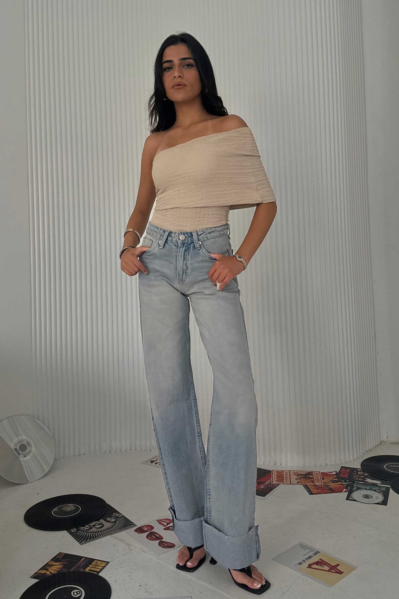 Wide-Leg Raw Hem Turn-Up - High-Waist Light Vintage Blue Jeans Wide-Leg CIZARO - Cizaro Jeans