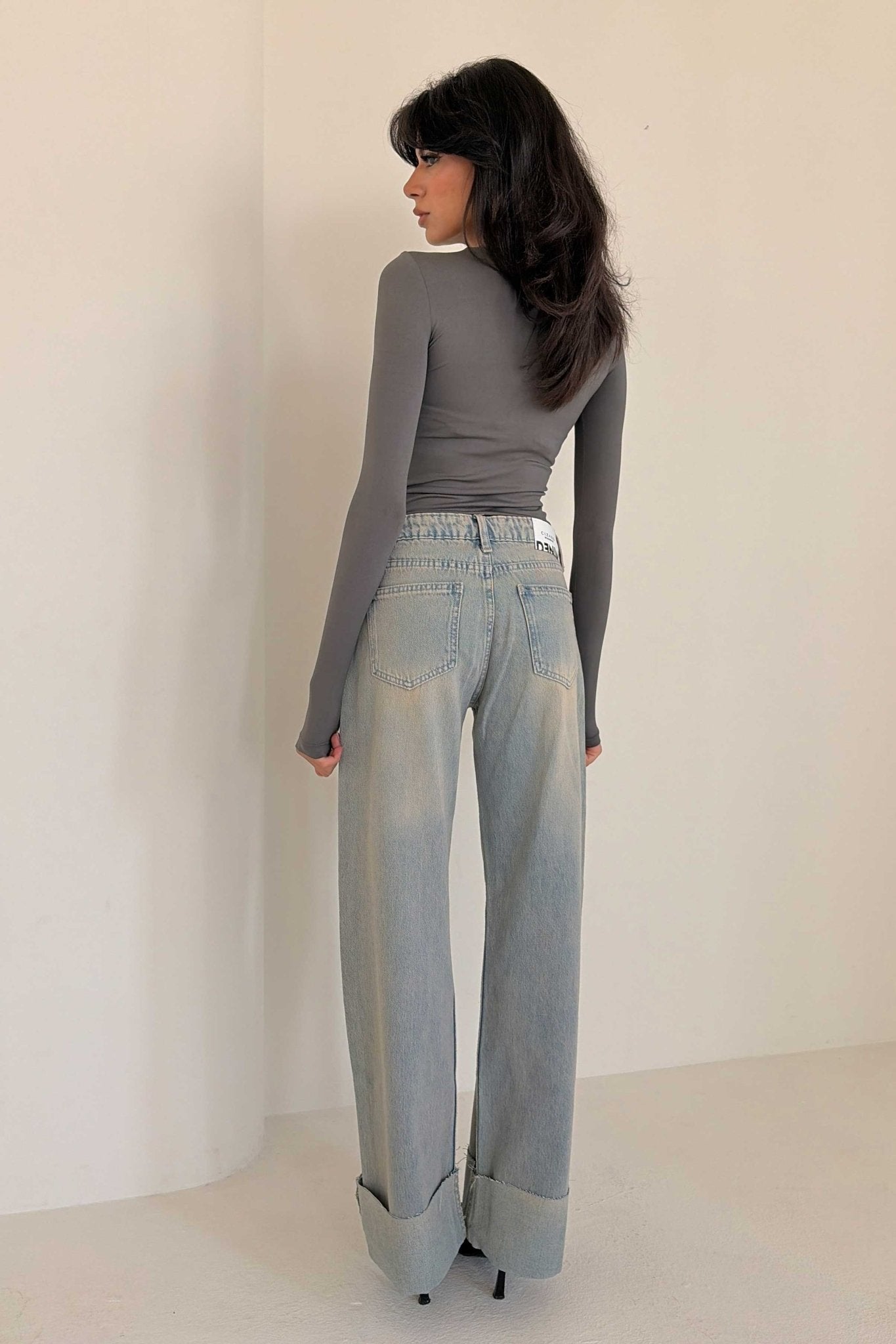 Wide Leg – Mid Rise Raw Hem Turn Up Light Vintage Blue Jeans Wide-Leg CIZARO - Cizaro Jeans