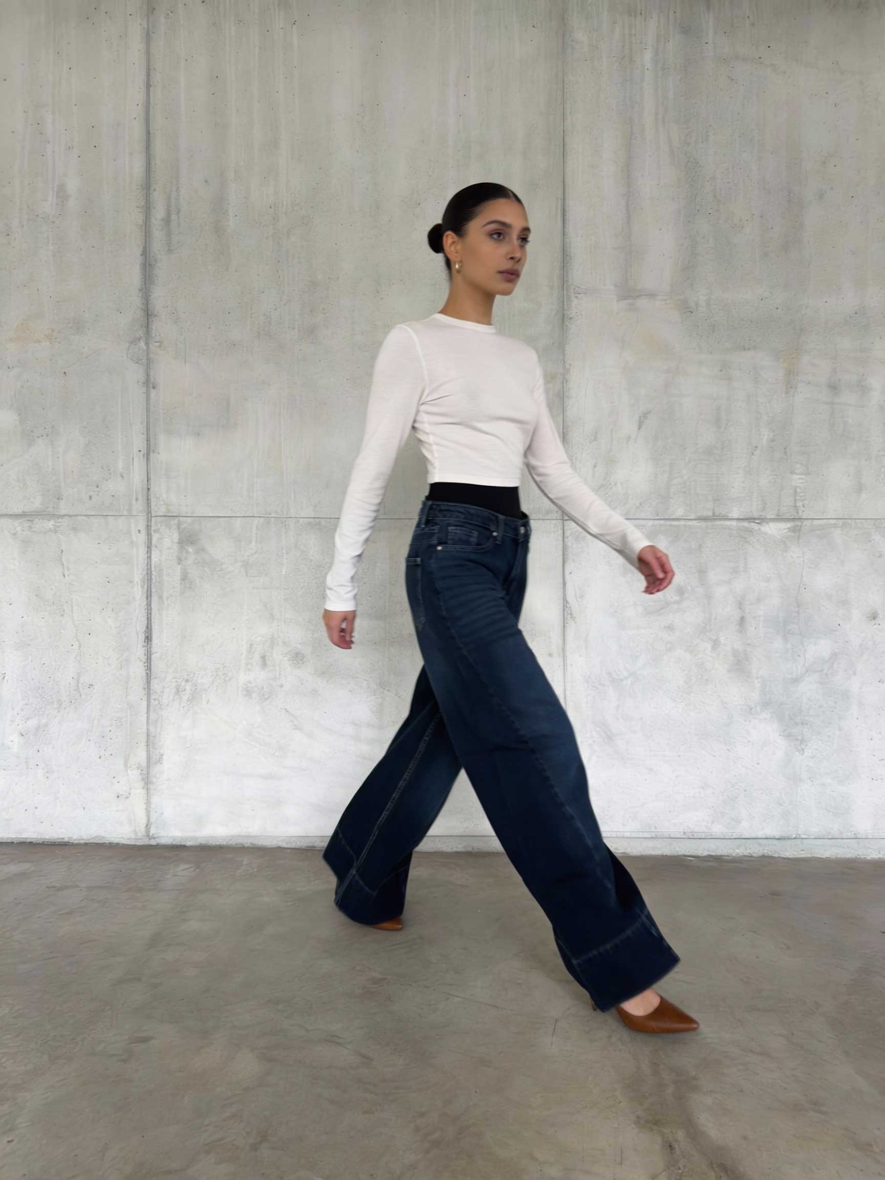 Extreme Wide-Leg – High-Waist Deep Ocean Blue Jeans