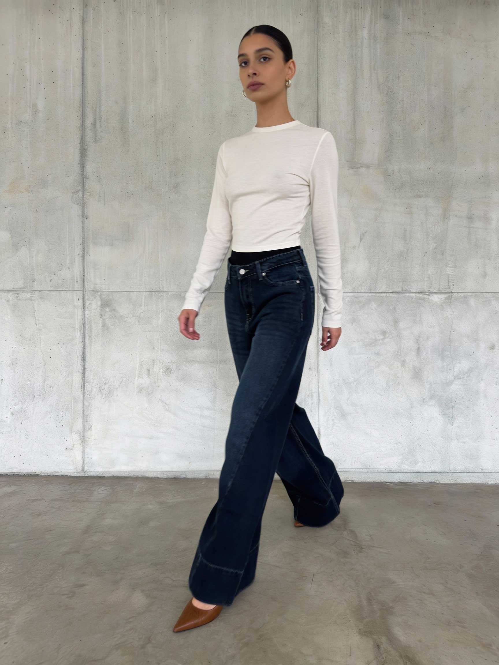 Extreme Wide-Leg – High-Waist Deep Ocean Blue Jeans