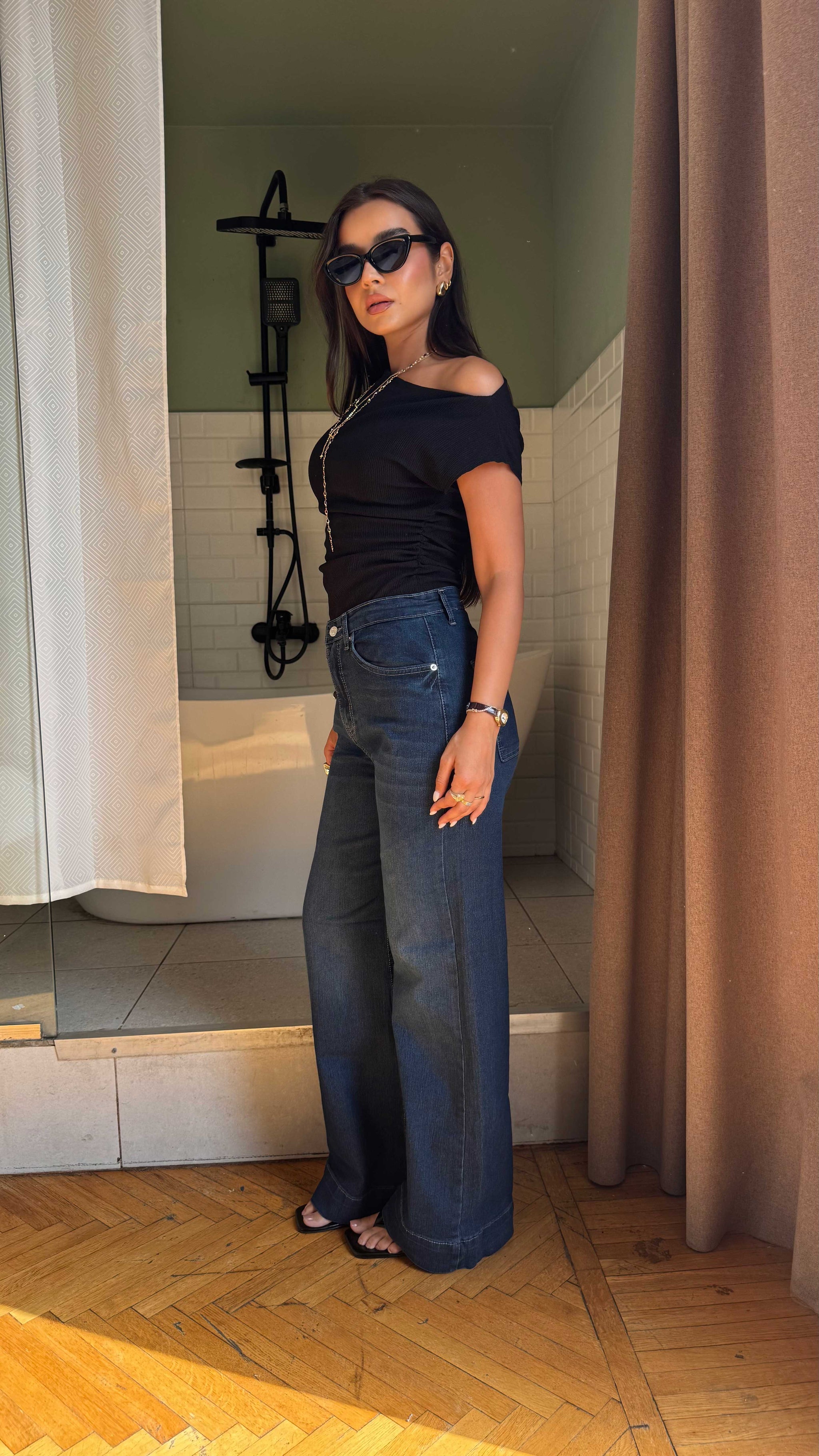 Wide Leg - high waisted - dark vintage Green jeans