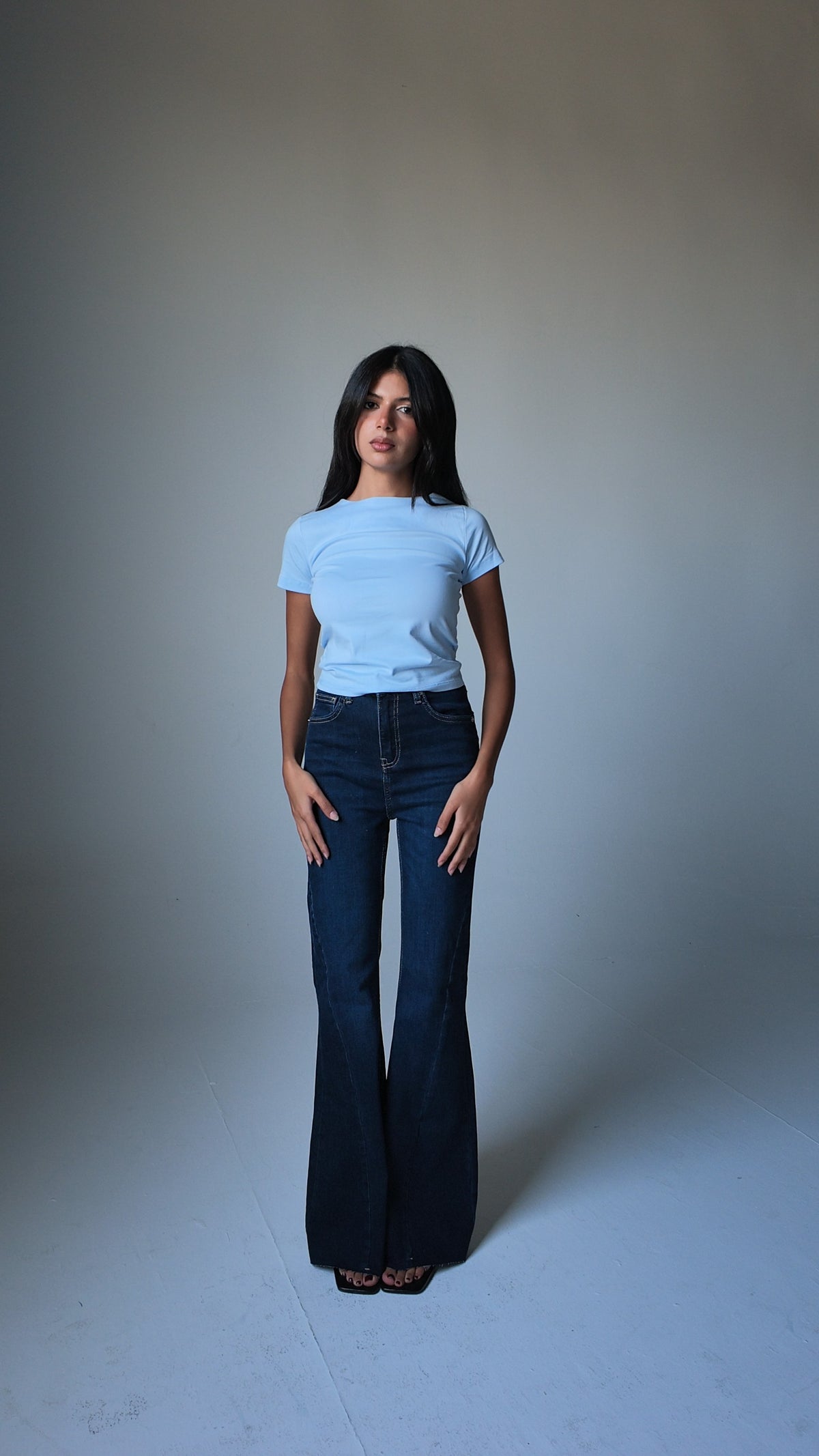 Super Flare High-Waist Dark Vintage Blue Jeans