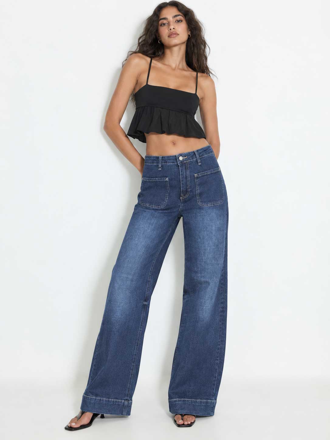 Patch Pocket Wide-Leg – High-Waist Vintage Blue Jeans